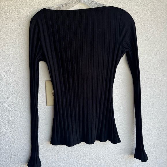 Reformation Delaney knit ribbed top with V-wire - Picture 6 of 6